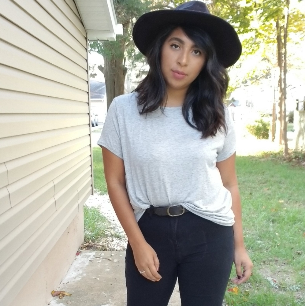 FORGET ME KNOT GRAY TEE SHIRT TOP - Picture 7 of 15